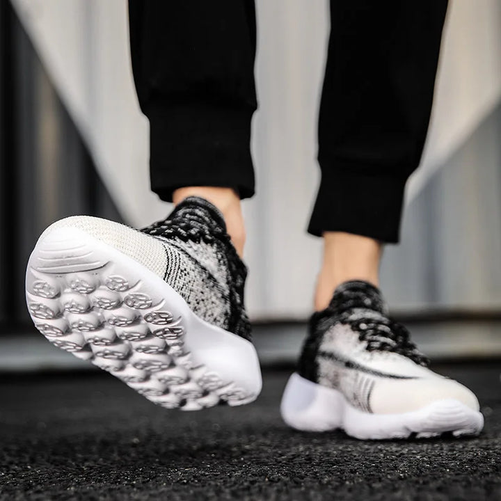 AirPulse Stratus Mesh Runner